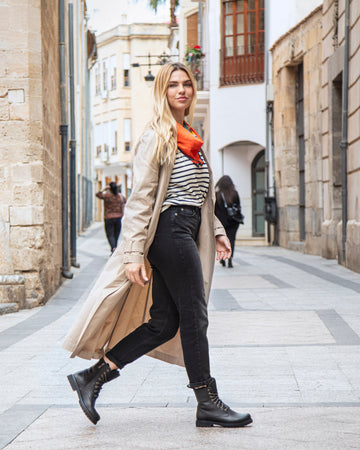 Frisia botas de piel con forro interior de pelo. negro